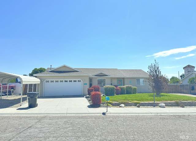 Property at 2592 W 8th, Weiser, ID 83672, 3 beds, 2 baths