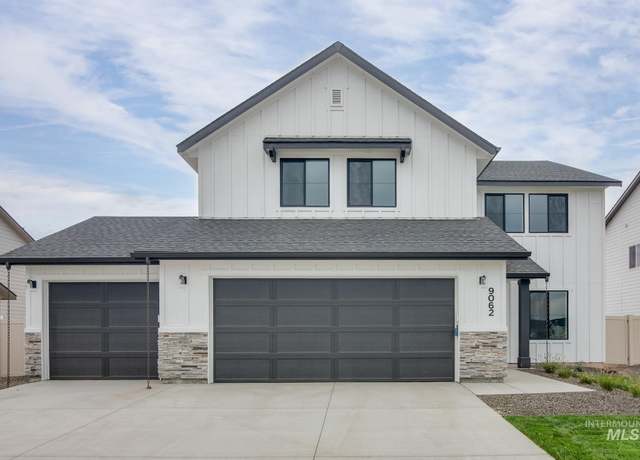 Property at 710 S Blackfoot Ave, Emmett, ID 83617, 4 beds, 2.5 baths