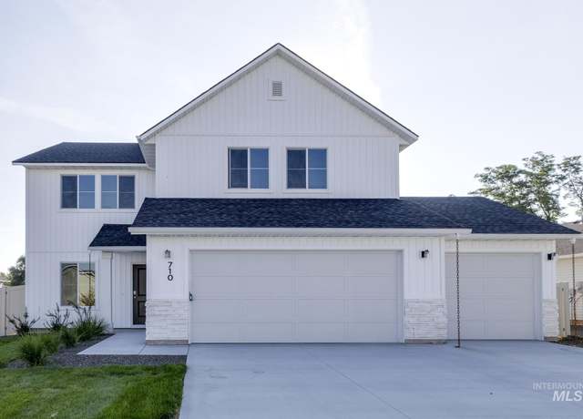 Property at 710 S Blackfoot Ave, Emmett, ID 83617, 4 beds, 2 baths