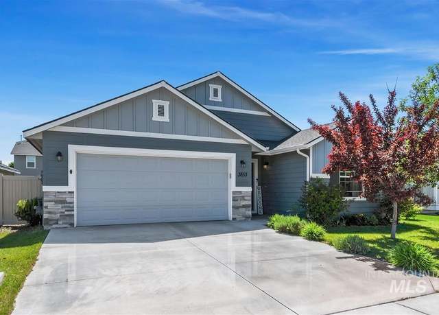 Property at 3853 W Farlam Dr, Meridian, ID 83642, 3 beds, 2 baths