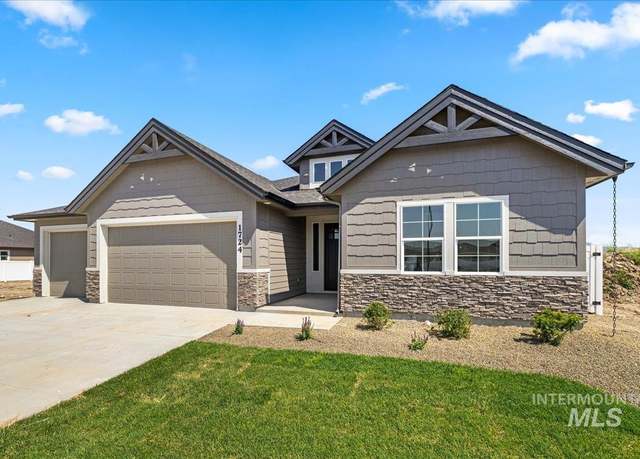 Property at 1724 Kayak Rd, Emmett, ID 83617, 4 beds, 3 baths