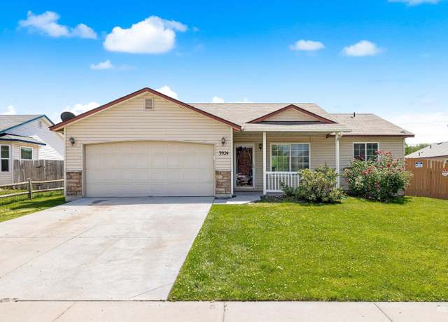 Property at 3924 Winston St, Caldwell, ID 83607, 3 beds, 2 baths