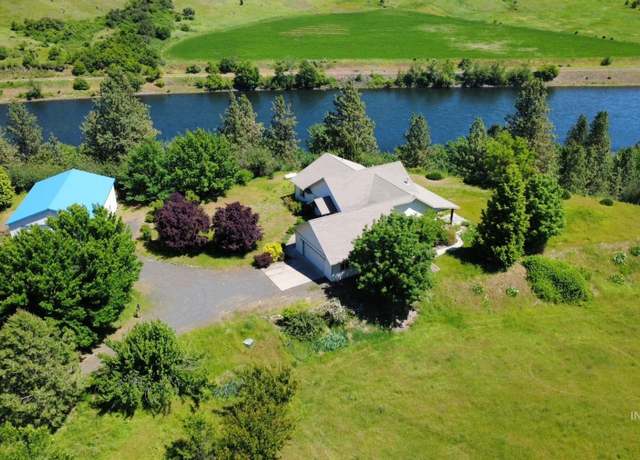 Property at 19801 Pinehaven Ln, Lenore, ID 83541, 3 beds, 2 baths