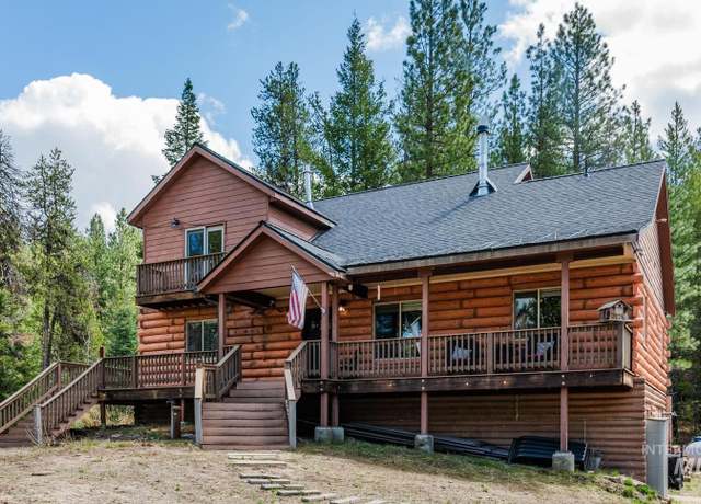 Property at 10390 Gamann Dr, Cascade, ID 83611, 4 beds, 3 baths