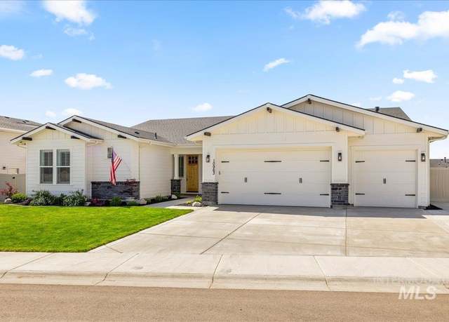 Property at 10963 W Mauve Clover Ct, Star, ID 83669, 3 beds, 2.5 baths