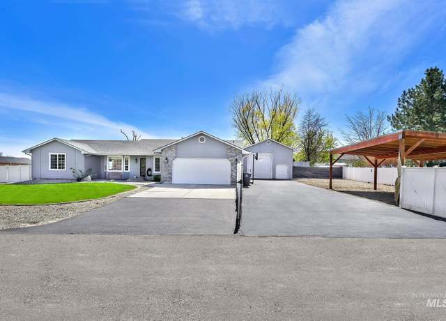 Property at 1601 Essington Ct, Nampa, ID 83686, 4 beds, 2.5 baths