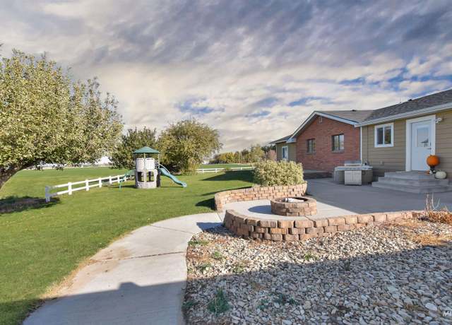 Property at 330 S 400 W, Burley, ID 83318-0000, 5 beds, 2 baths