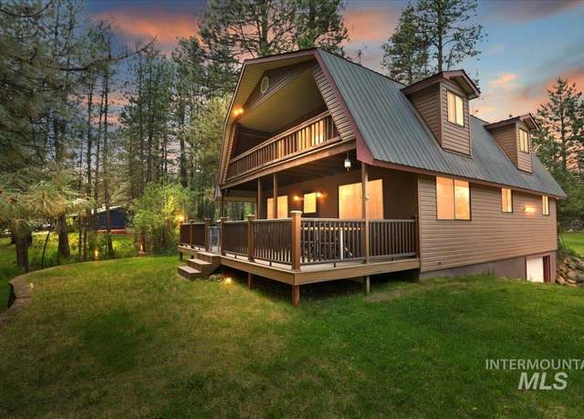 Property at 76 W Castle Creek Rd, Garden Valley, ID 83622, 3 beds, 3 baths
