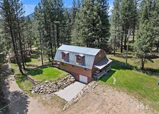 Property at 76 W Castle Creek Rd, Garden Valley, ID 83622, 3 beds, 3 baths