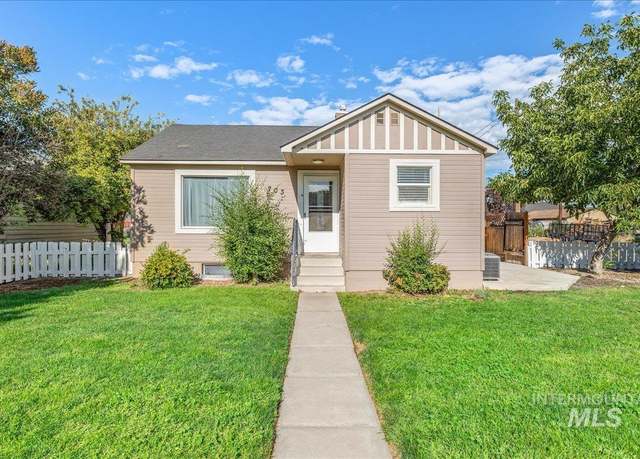 Property at 703 S Chestnut St, Nampa, ID 83686, 4 beds, 2 baths