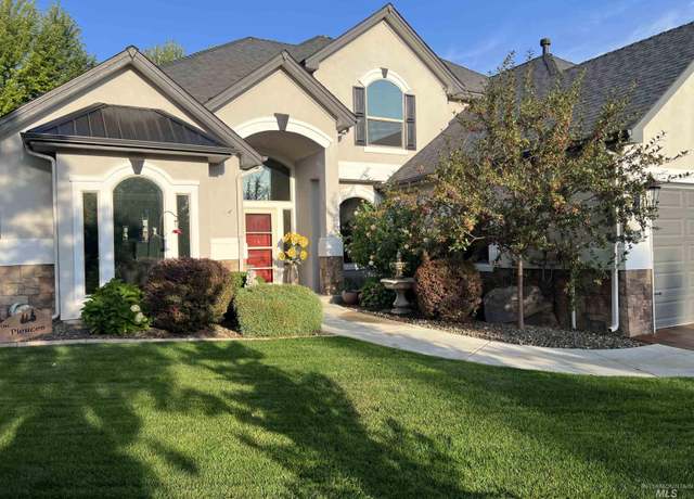 Property at 2811 S Alfani Way, Meridian, ID 83642, 4 beds, 3 baths