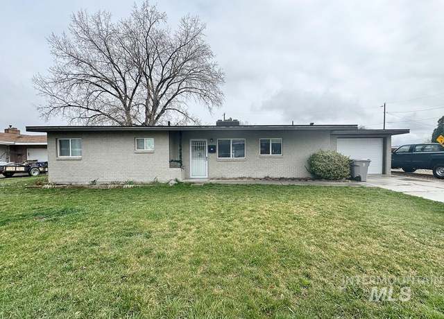 Property at 416 Dufur St, Nampa, ID 83686, 3 beds, 1 bath