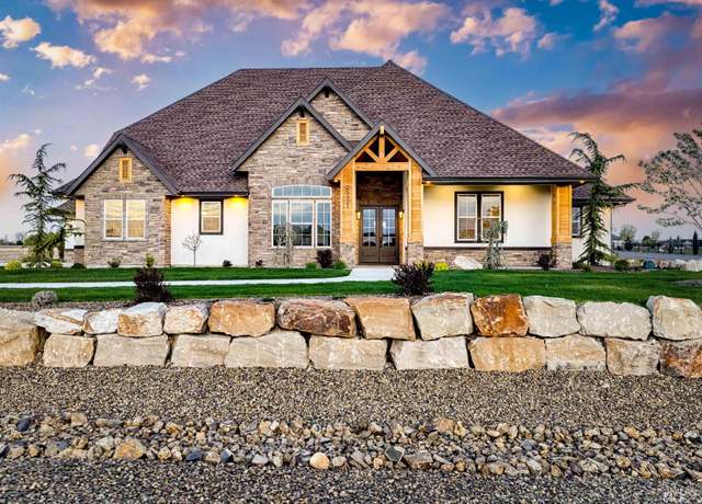 Property at 25321 Bur Oak Pl, Caldwell, ID 83607, 5 beds, 4.5 baths