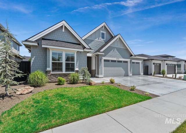 Property at 4256 N Sunny Side Ave, Meridian, ID 83646, 3 beds, 2.5 baths