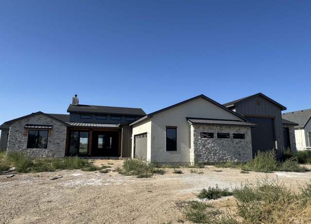 Property at 9334 Tula Dr, Middleton, ID 83644, 4 beds, 3.5 baths