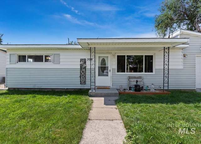 Property at 309 Baker Dr, Mountain Home, ID 83647, 3 beds, 1.5 baths