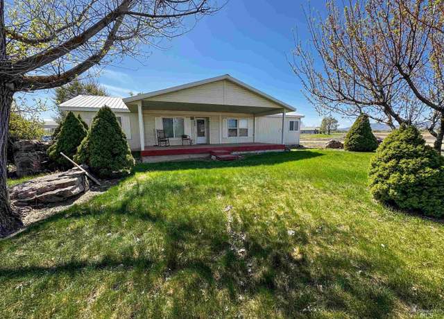 Property at 664 Lawrence Ln, Weiser, ID 83672, 3 beds, 2 baths