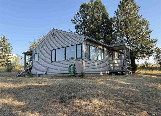 Property at 1022 Sincar Ln, Moscow, ID 83843, 1 bed, 1 bath