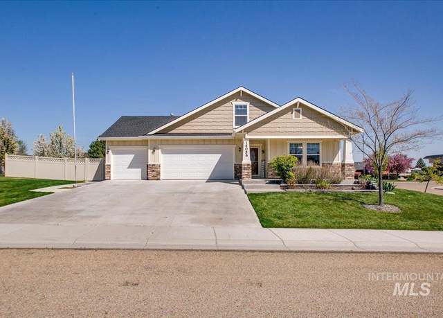 Property at 14056 Fractus Dr, Caldwell, ID 83607, 3 beds, 2.5 baths