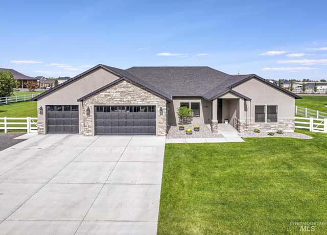 Property at 3741 N 2481 E, Twin Falls, ID 83301, 4 beds, 2.5 baths