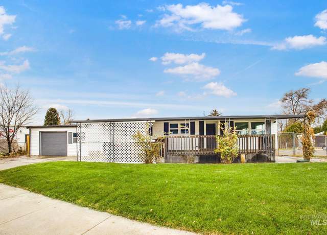 Property at 69 S Rose Cir, Meridian, ID 83642, 3 beds, 2 baths
