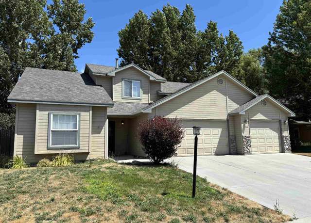 Property at 506 N Nebula Ave, Star, ID 83669, 4 beds, 2 baths
