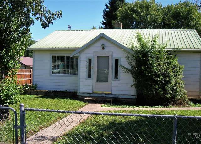 Property at 515 Oak St, Kamiah, ID 83536, 3 beds, 1 bath