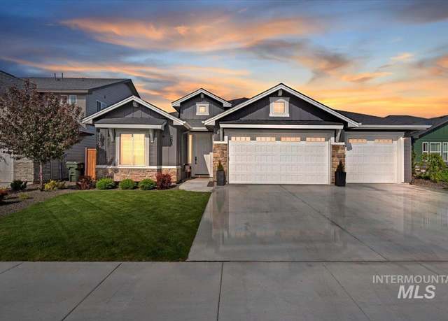 Property at 203 S Fusion Ave, Kuna, ID 83634, 3 beds, 2 baths