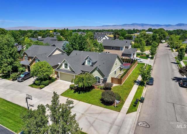 Property at 1190 E Leighfield Dr, Meridian, ID 83646, 4 beds, 2.5 baths