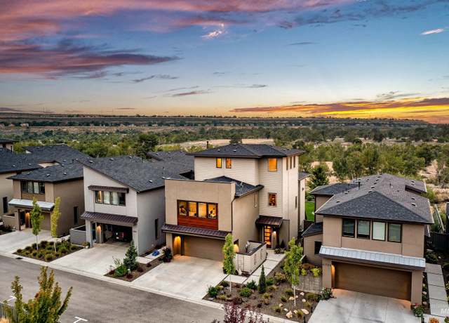 Property at 6799 E Warm Springs Ave, Boise, ID 83716, 4 beds, 3 baths