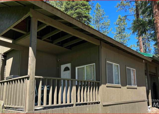 Property at 5 Lucky Cir, Garden Valley, ID 83622, 3 beds, 1 bath