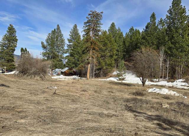 Property at 401 Basque Rd, Cascade, ID 83611