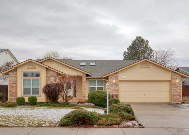 Property at 2117 N Fastwater Ave, Boise, ID 83713, 3 beds, 2 baths