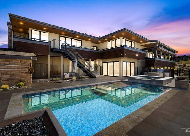 Property at 146 W Skylark Dr, Boise, ID 83702, 4 beds, 5.5 baths