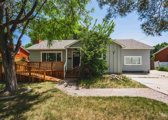 Property at 1606 NW 2nd St, Meridian, ID 83642, 4 beds, 2 baths