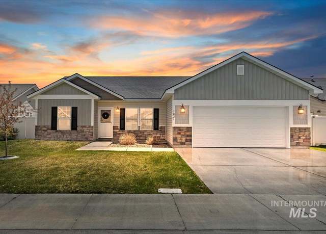 Property at 1021 Starlight Loop, Twin Falls, ID 83301-5182, 3 beds, 2 baths