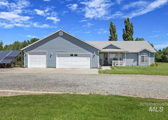 Property at 158 Homestead Loop, Jerome, ID 83338, 4 beds, 2 baths