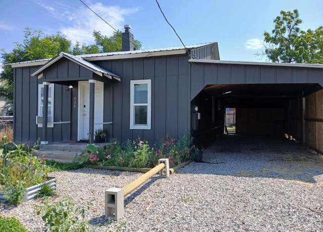 Property at 428 N Wardwell Ave, Emmett, ID 83617, 3 beds, 1 bath