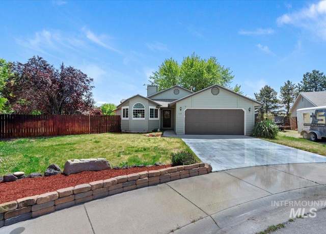 Property at 133 W Cranmer Dr, Meridian, ID 83646-3235, 3 beds, 2 baths