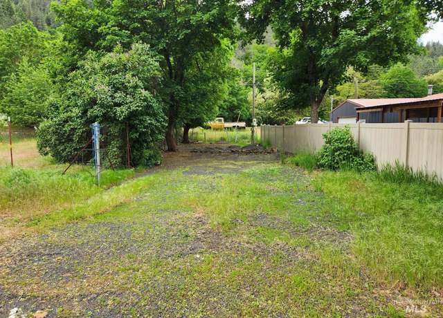 Property at 240 South Main St, Peck, ID 83545