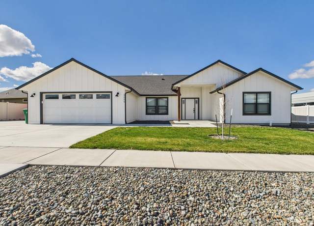 Property at 3224 Parkridge Way, Lewiston, ID 83501, 4 beds, 2 baths