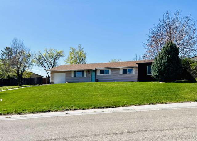 Property at 7979 S Cross Fox, Boise, ID 83709, 3 beds, 1 bath