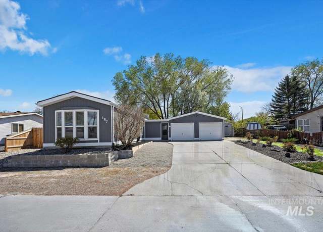 Property at 157 Twin Cir, Twin Falls, ID 83301, 3 beds, 1.5 baths