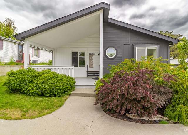 Property at 609 N Almon #4012, Moscow, ID 83843, 3 beds, 2 baths
