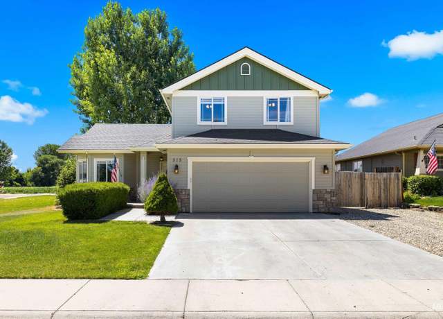Property at 515 Castle Rock Ave, Middleton, ID 83644, 3 beds, 2.5 baths