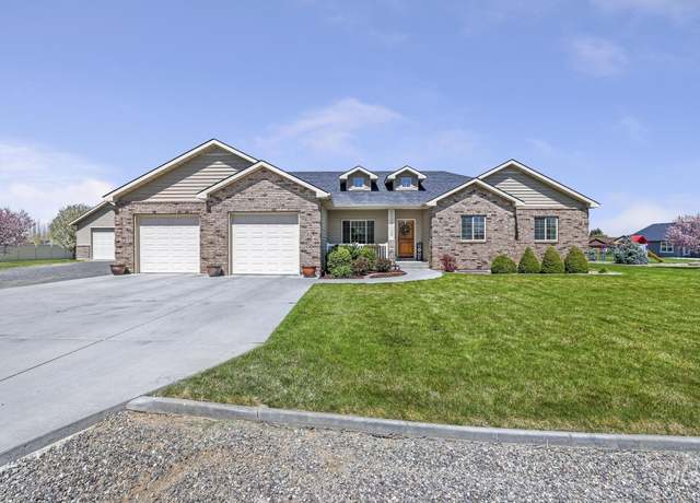 Property at 3632 E 3880 N, Kimberly, ID 83341, 6 beds, 3.5 baths
