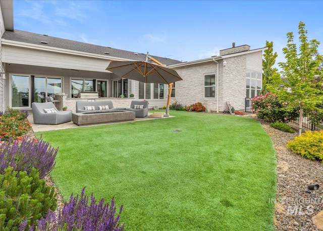 Property at 2391 S Trapper Pl, Boise, ID 83716, 3 beds, 2.5 baths