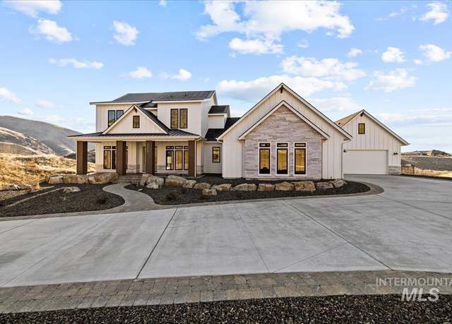 Property at 5340 W Creeks Edge Dr #442, Eagle, ID 83714, 4 beds, 3 baths