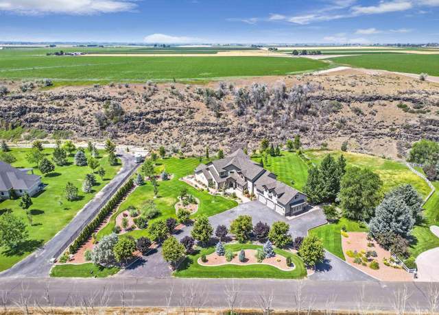 Property at 4187 Creek Mesa Dr, Twin Falls, ID 83301, 4 beds, 3.5 baths