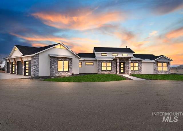 Property at 27120 Lower Pleasant Rdg, Wilder, ID 83676, 4 beds, 3.5 baths